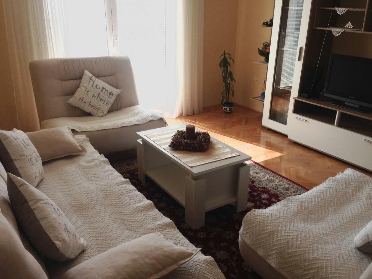 Sunny Apartment Jukic With Sea View 扎达尔 外观 照片
