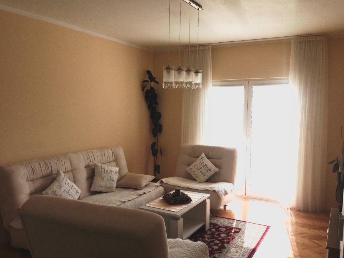 Sunny Apartment Jukic With Sea View 扎达尔 外观 照片