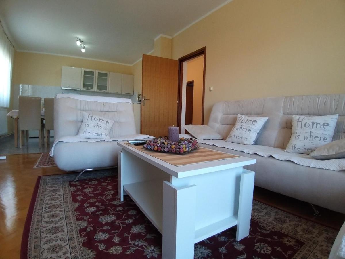 Sunny Apartment Jukic With Sea View 扎达尔 外观 照片